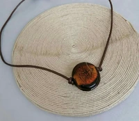 Collar V. Hindú