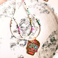 Collar Calavera en Blanco
