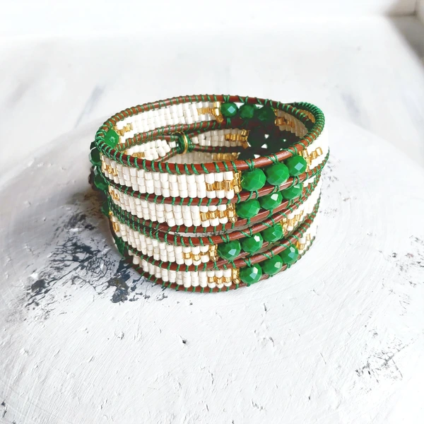 Pulsera Entre las Hojas