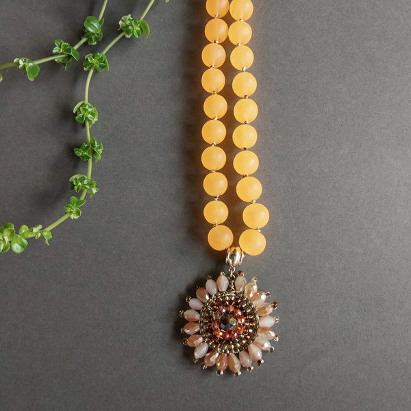 Collar Mandala