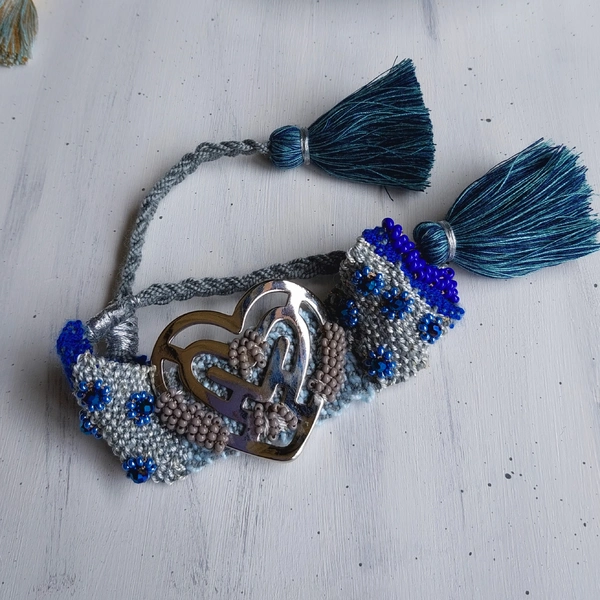 Pulsera en Hilo Corazón