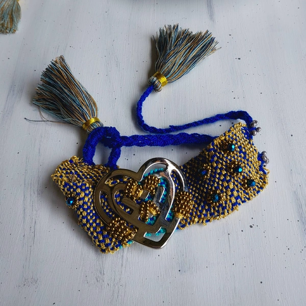 Pulsera en Hilo Corazón