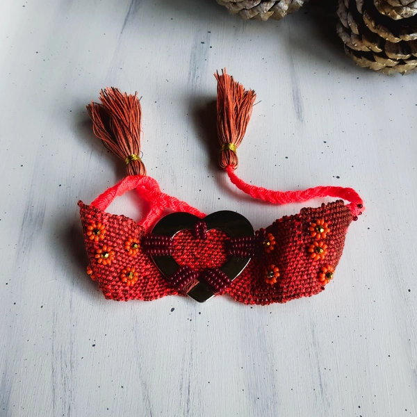 Pulsera en Hilo Corazón