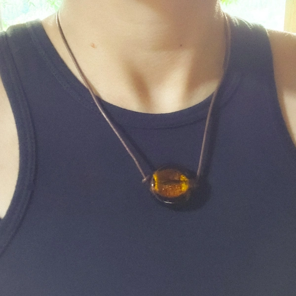Collar V. Hindú