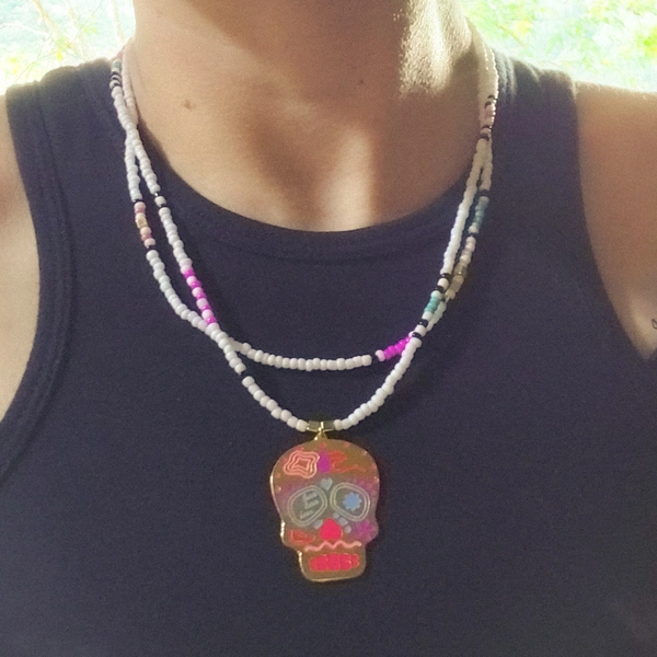 Collar Calavera en Blanco